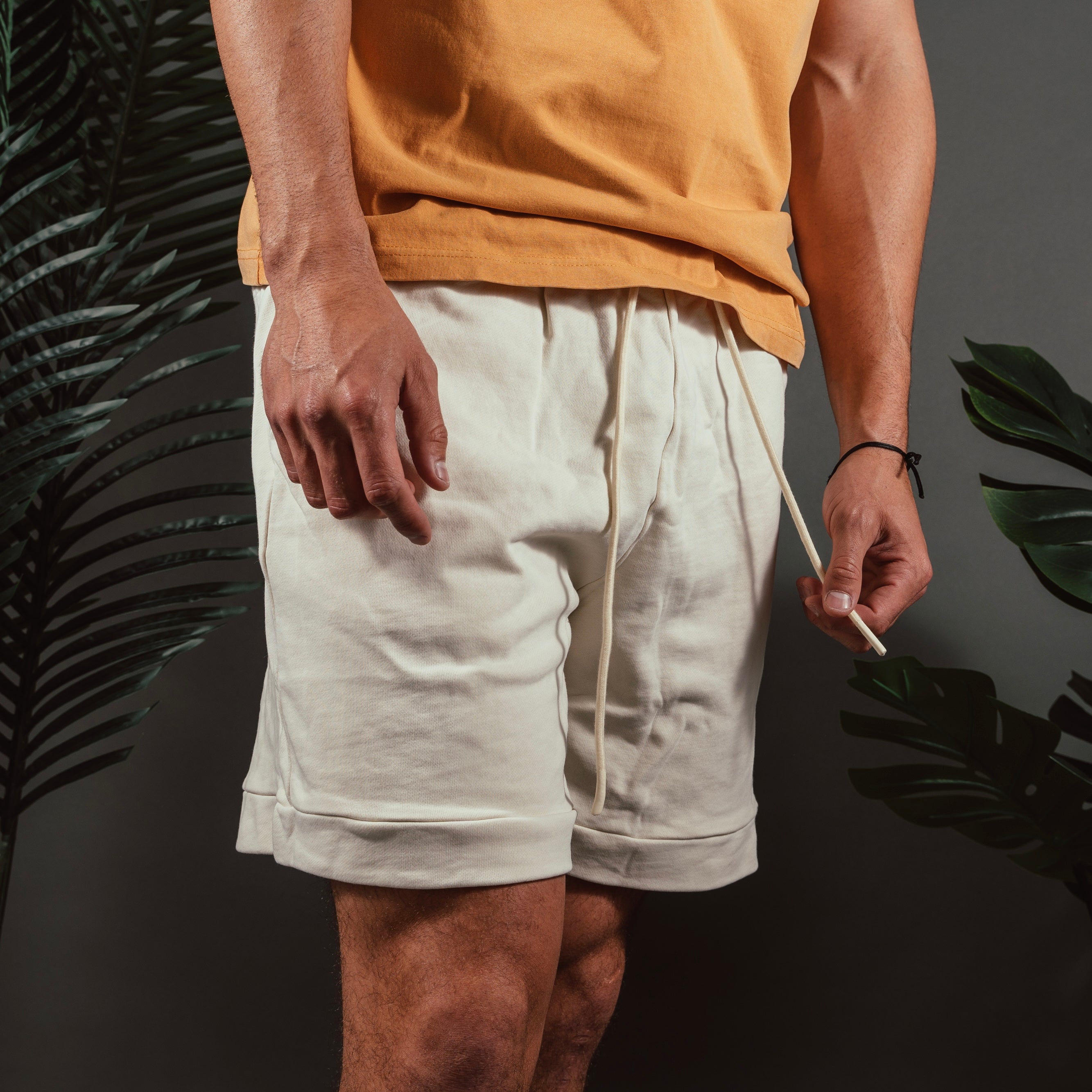DRY ROT DRIED VINTAGE COTTON SHORT CREAM