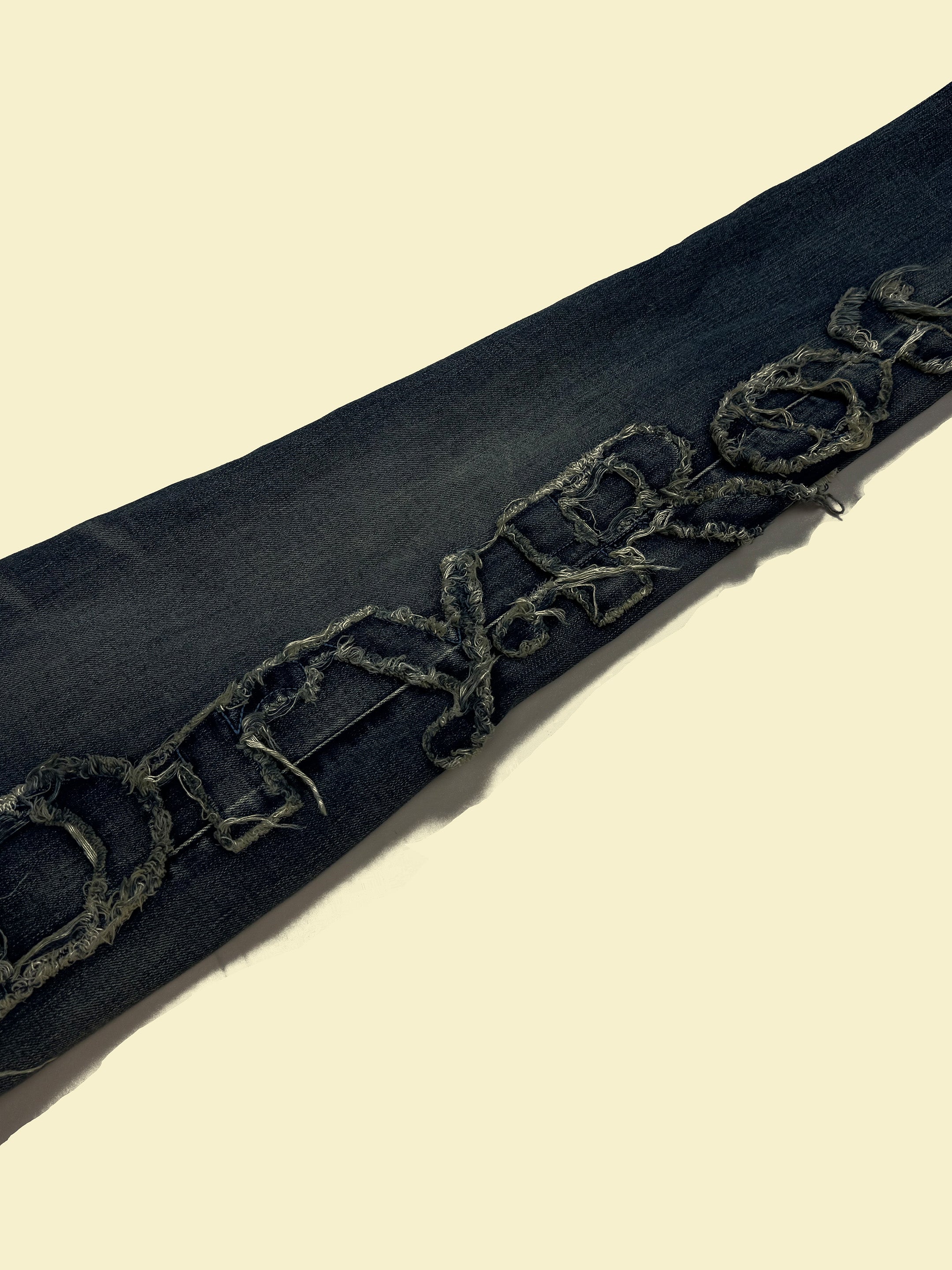 DRY ROT TRENCHES DENIM