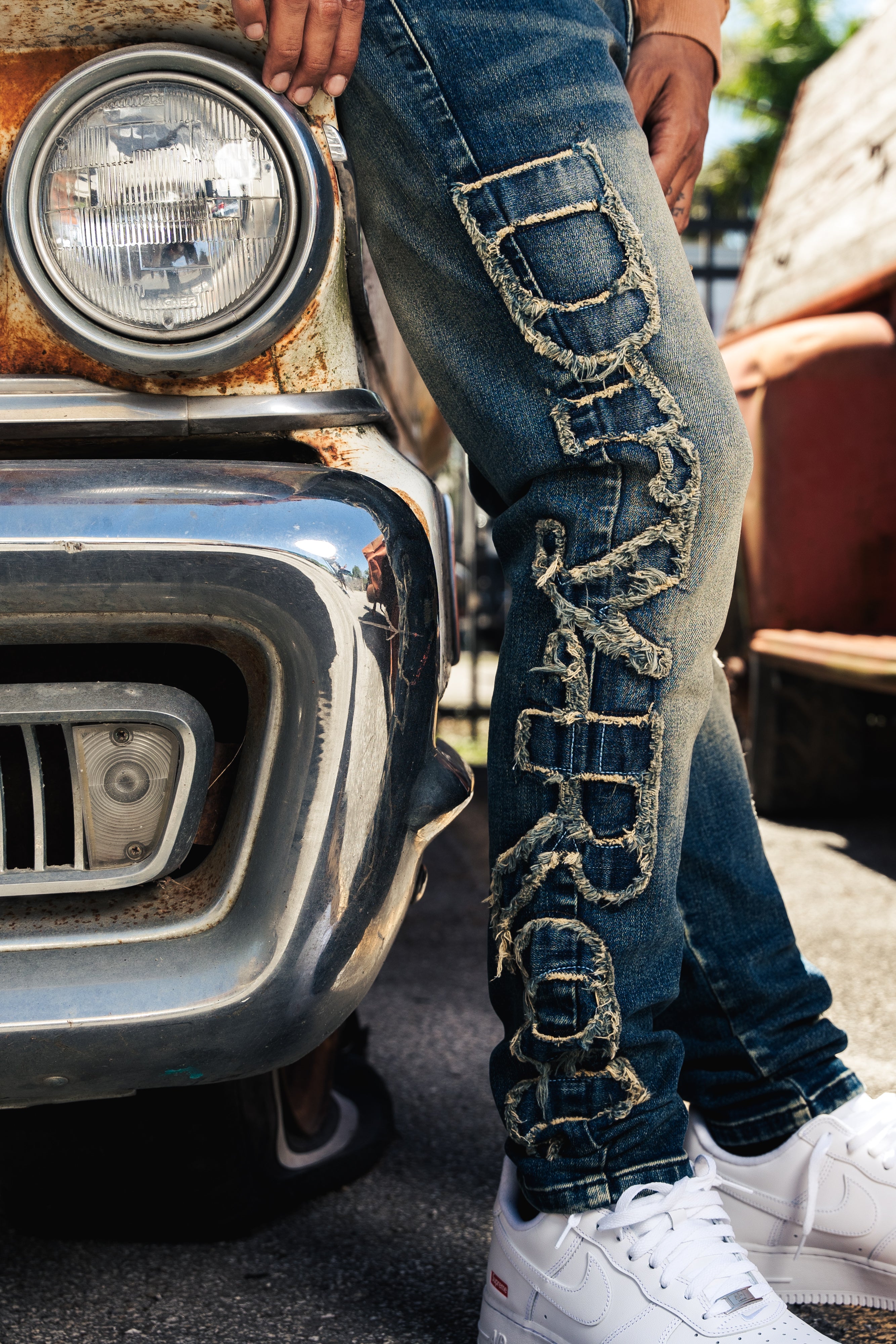 DRY ROT TRENCHES DENIM