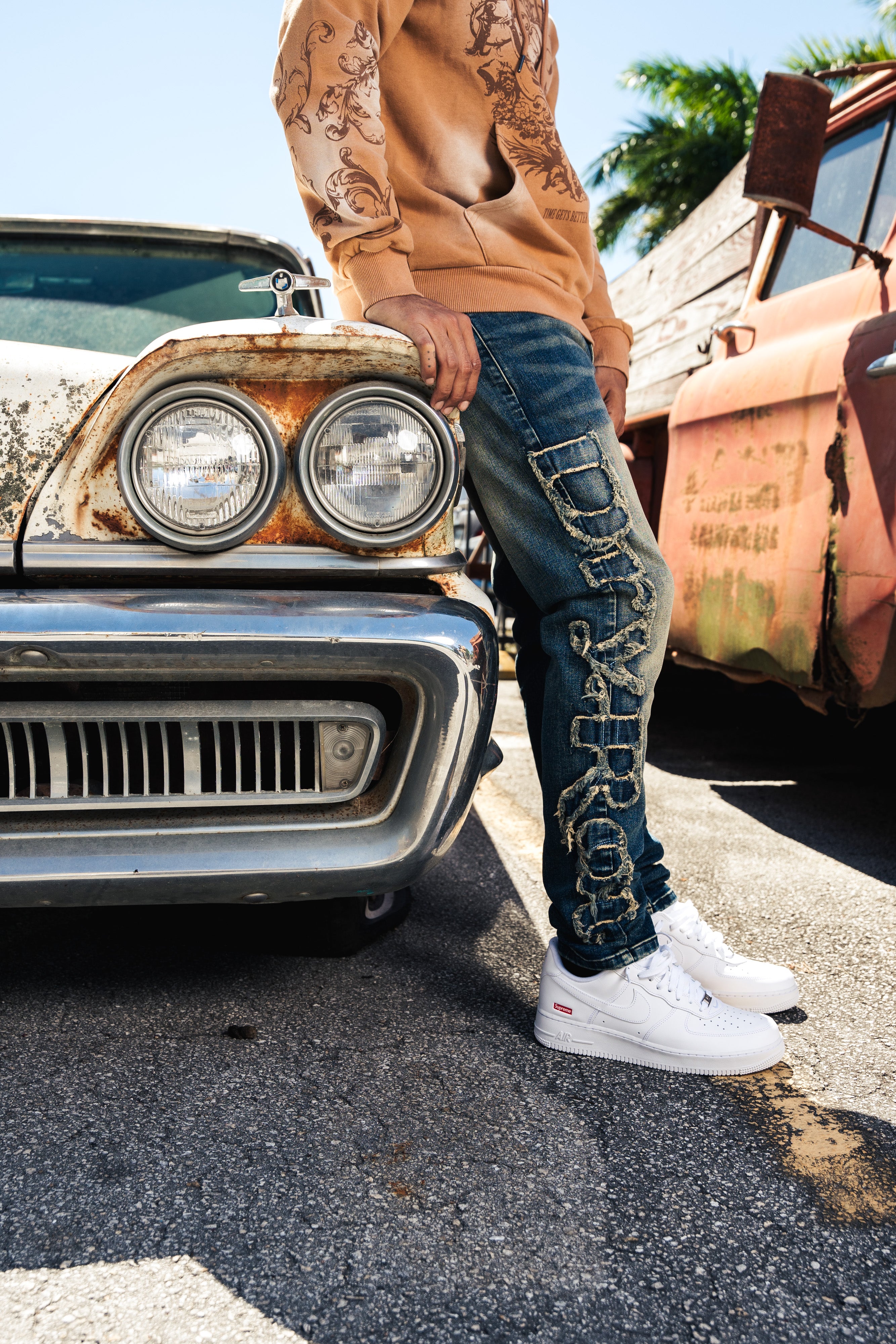 DRY ROT TRENCHES DENIM