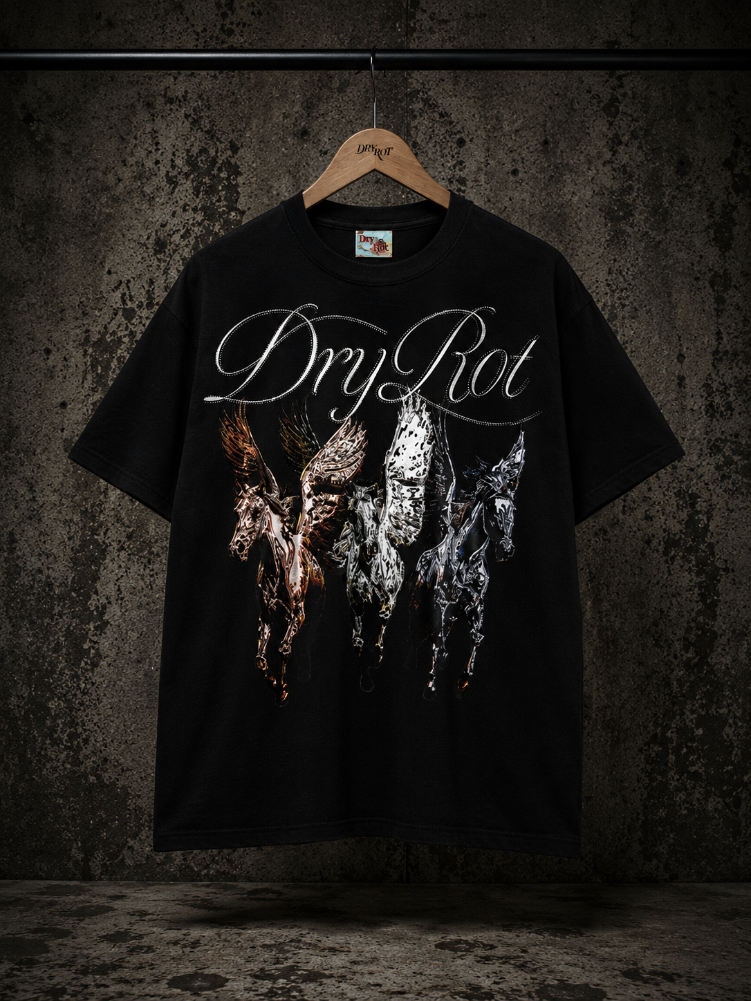 DRY ROT PEGASUS TEE BLACK