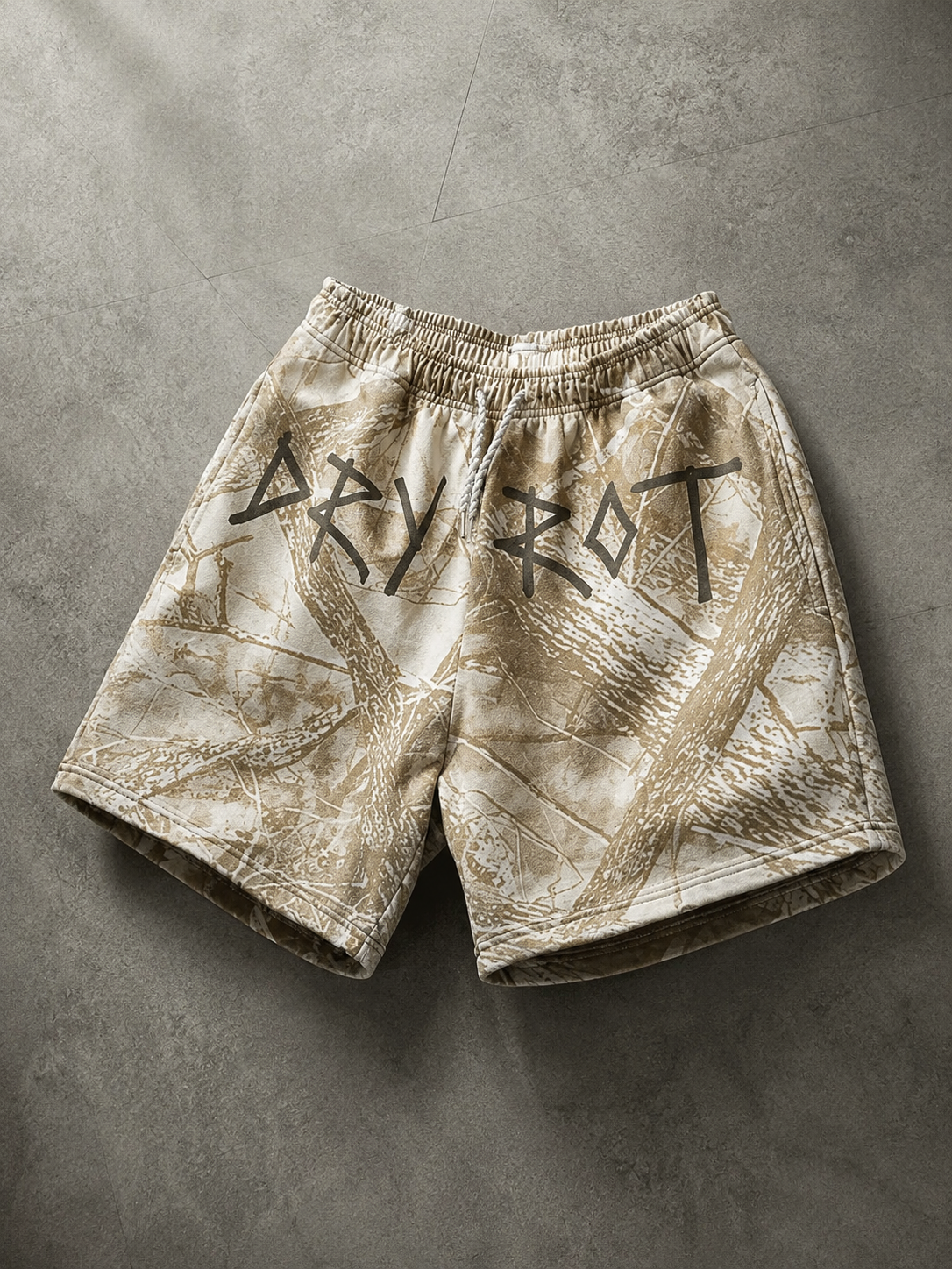 COMPLEXCON DRY ROT CYBER CAMO SHORTS