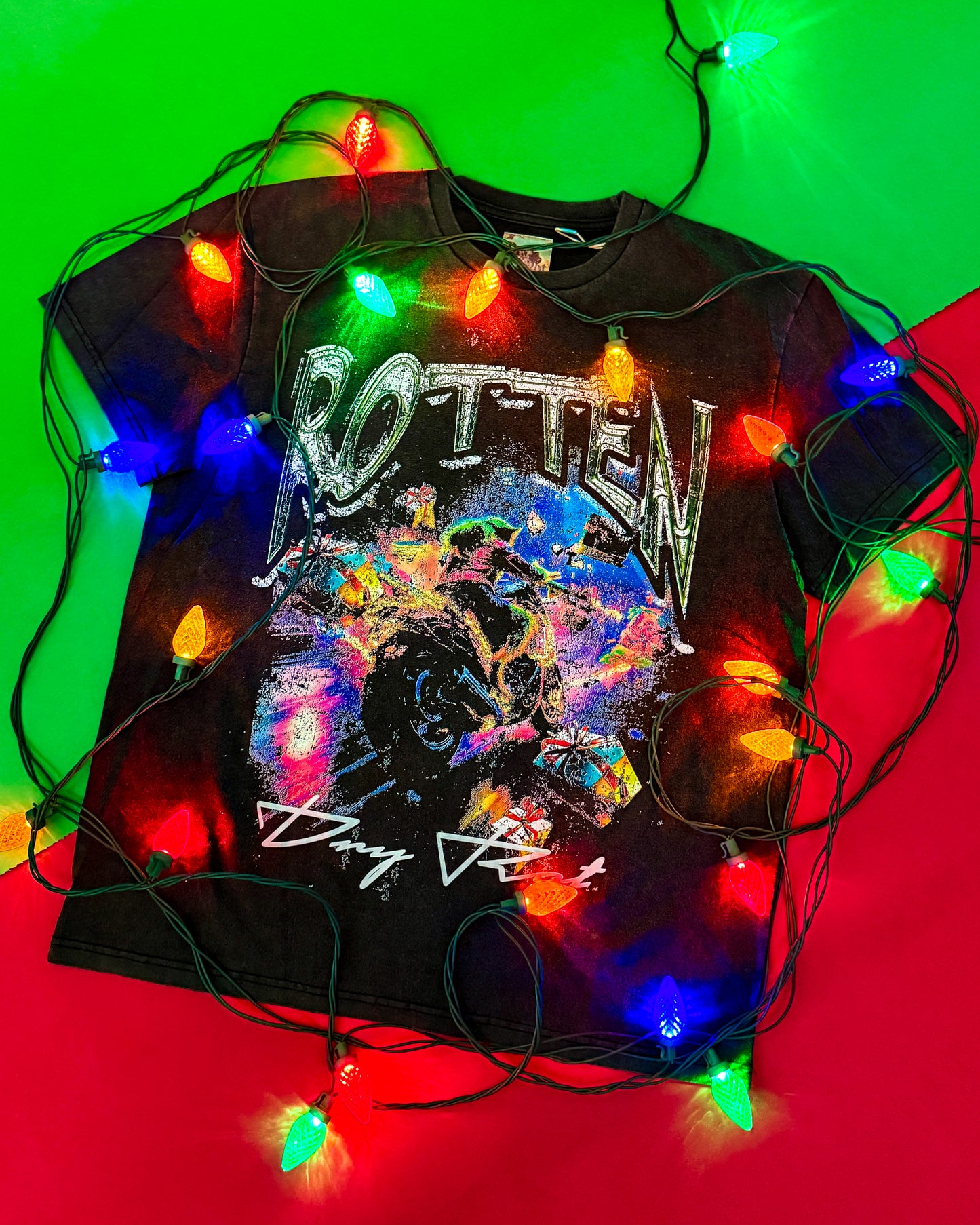 DRY ROT XMAS TEE BLACK