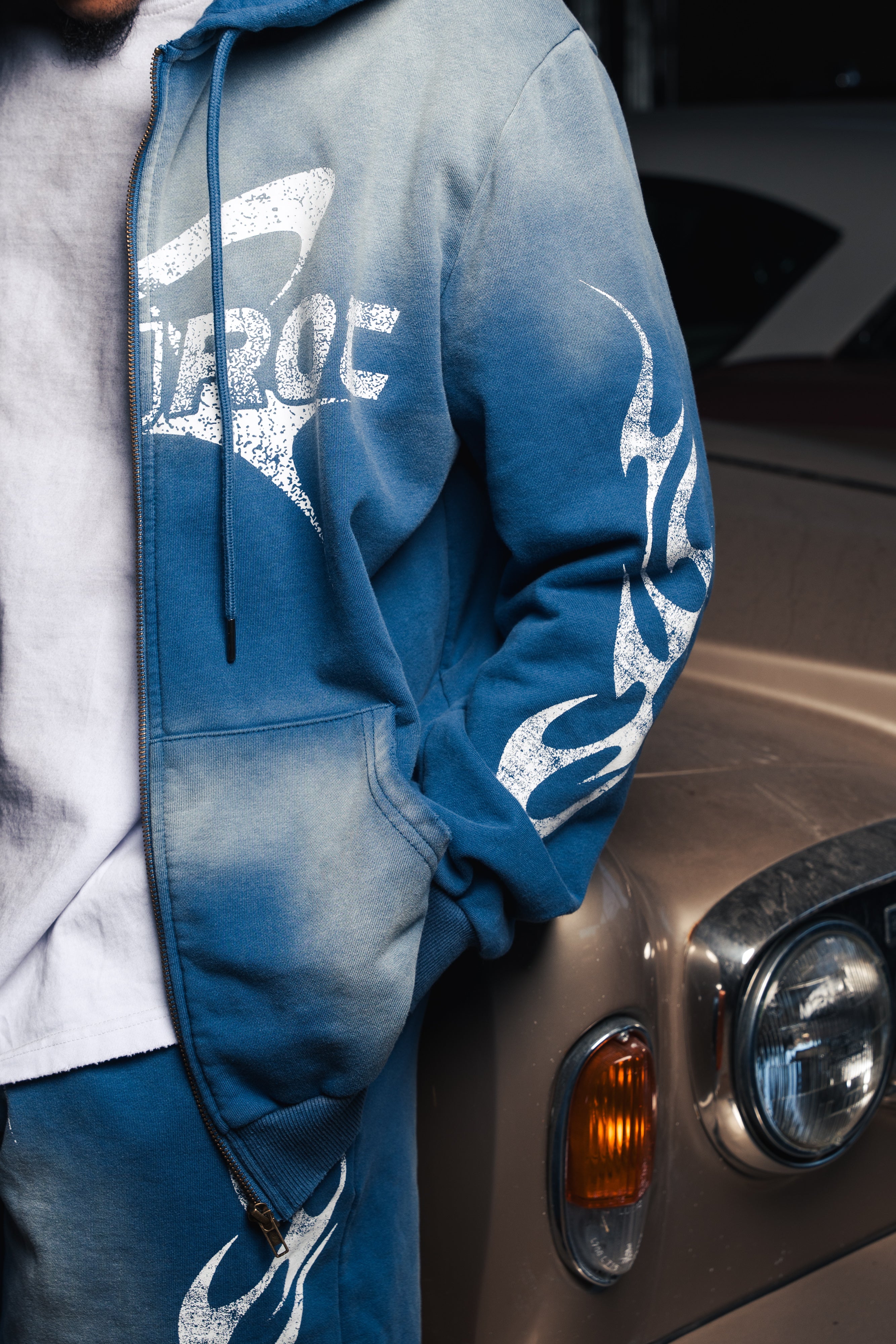 DRY ROT ROUGH RIDER HOODIE BLUE