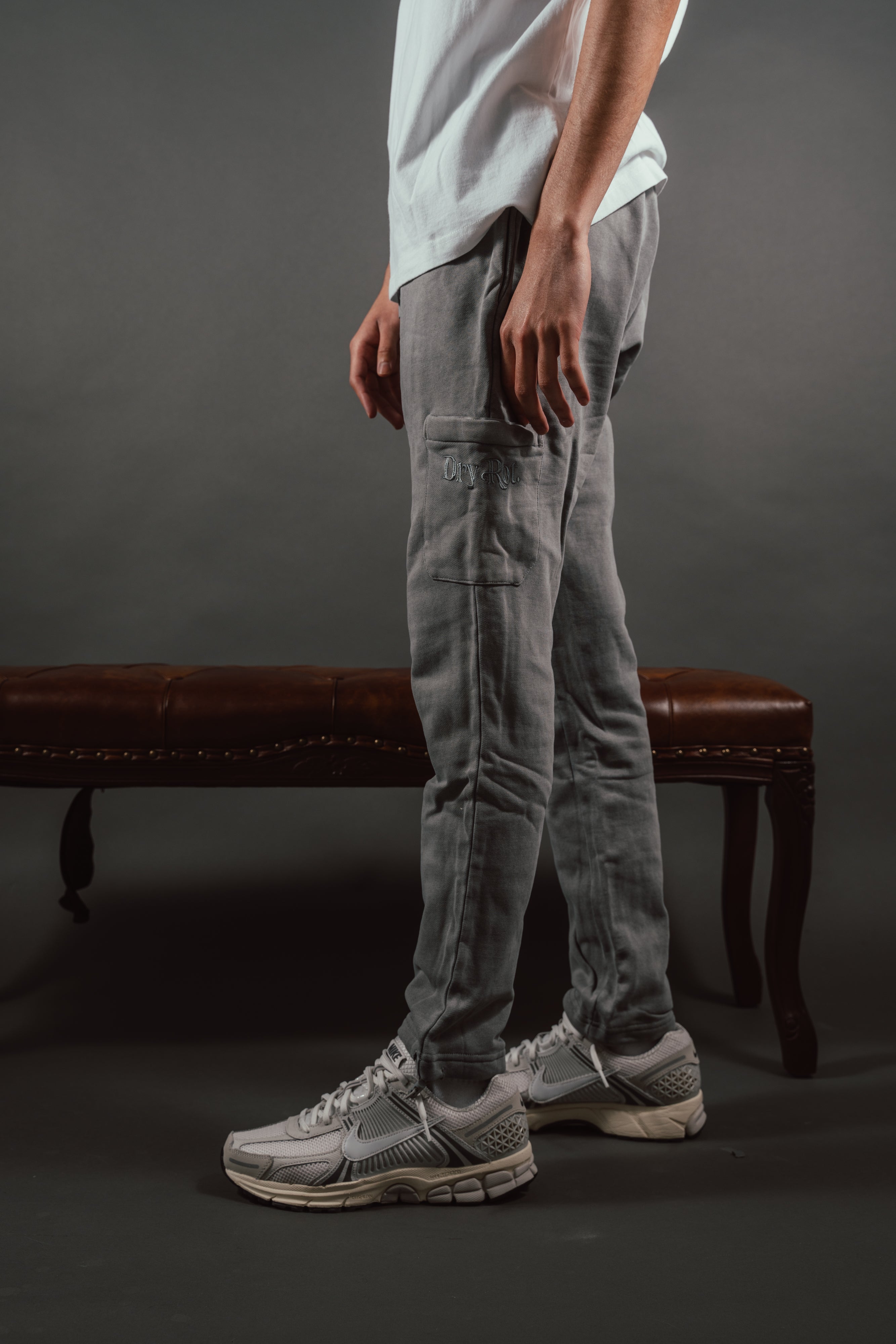 DRY ROT SWEATPANTS VINTAGE GREY