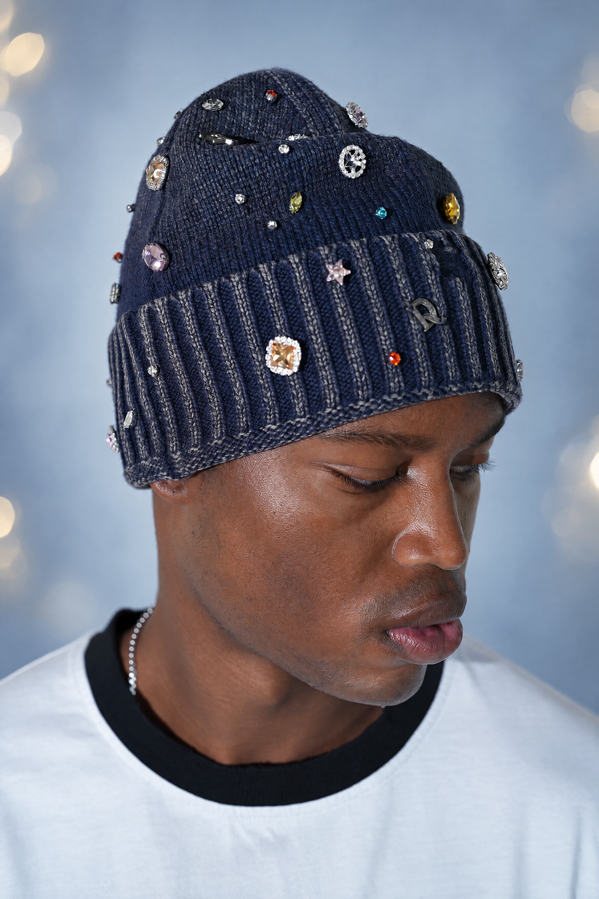 DRY ROT NAVY ACID WASH GEM BEANIE